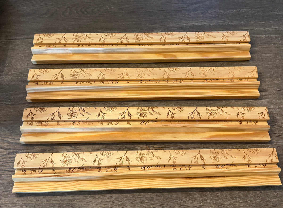 IMPERFECT ENGRAVED WOODEN RACKS