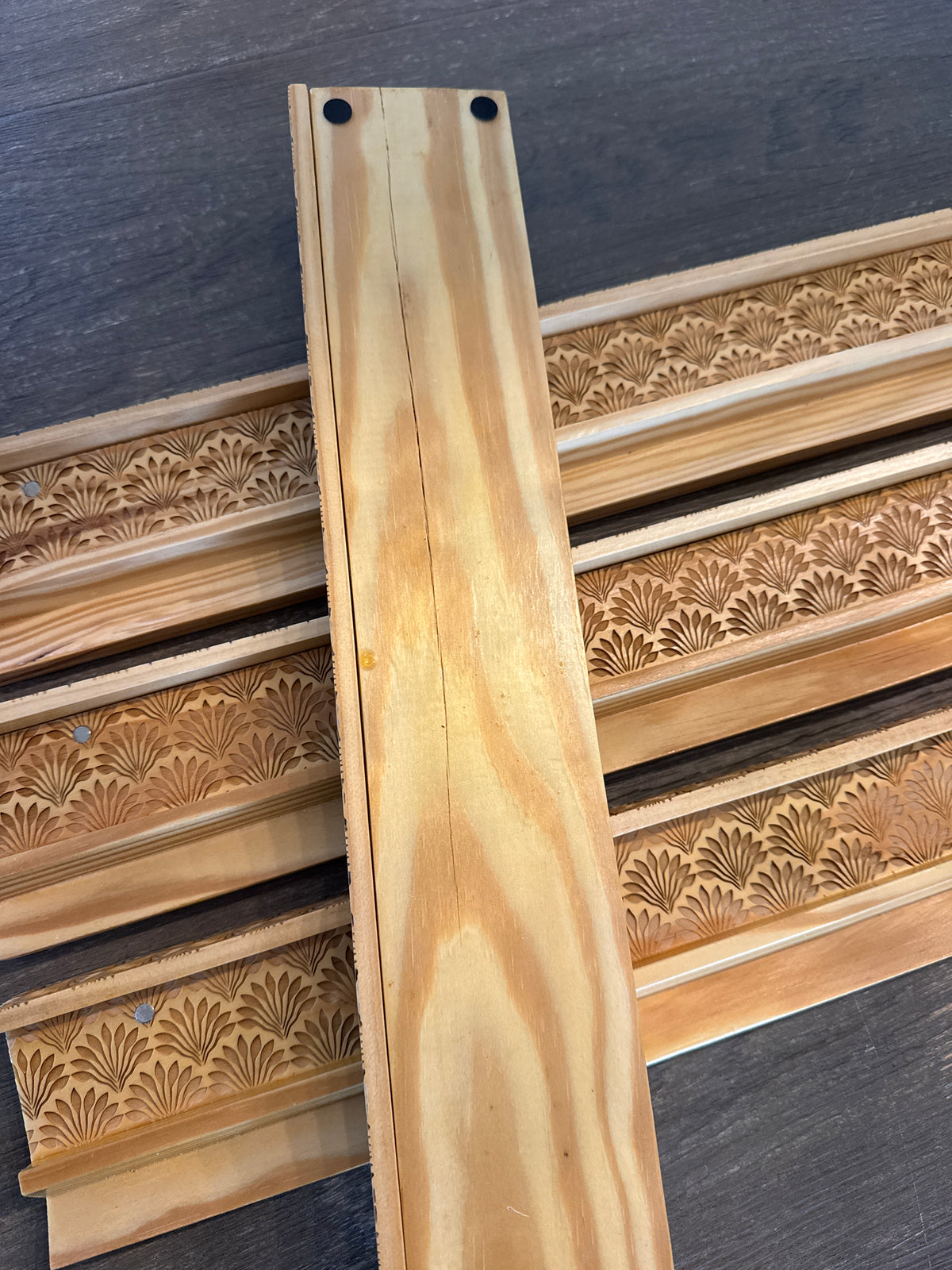 IMPERFECT ENGRAVED WOODEN RACKS